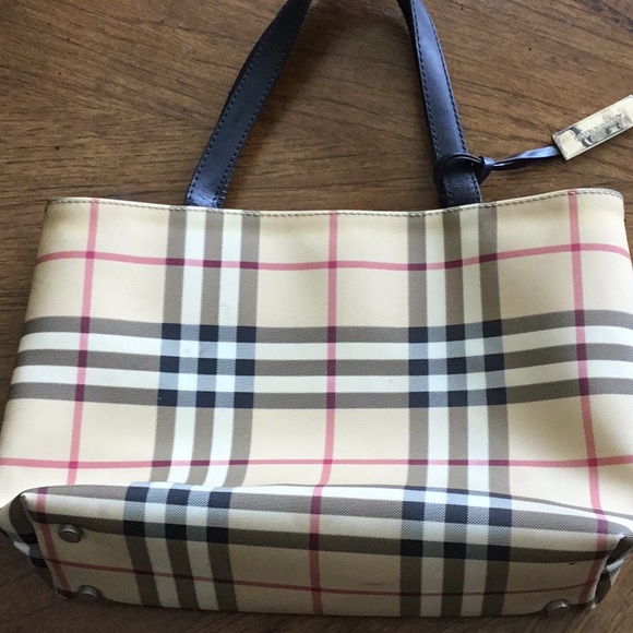 Burberry House Check Small Tote Coated canvas with Black leather detail - Picture 3 of 16